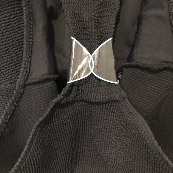 Monki Maj-Lis Swimsuit in L, Black Ribbed Fabric - Picture 3 of 4